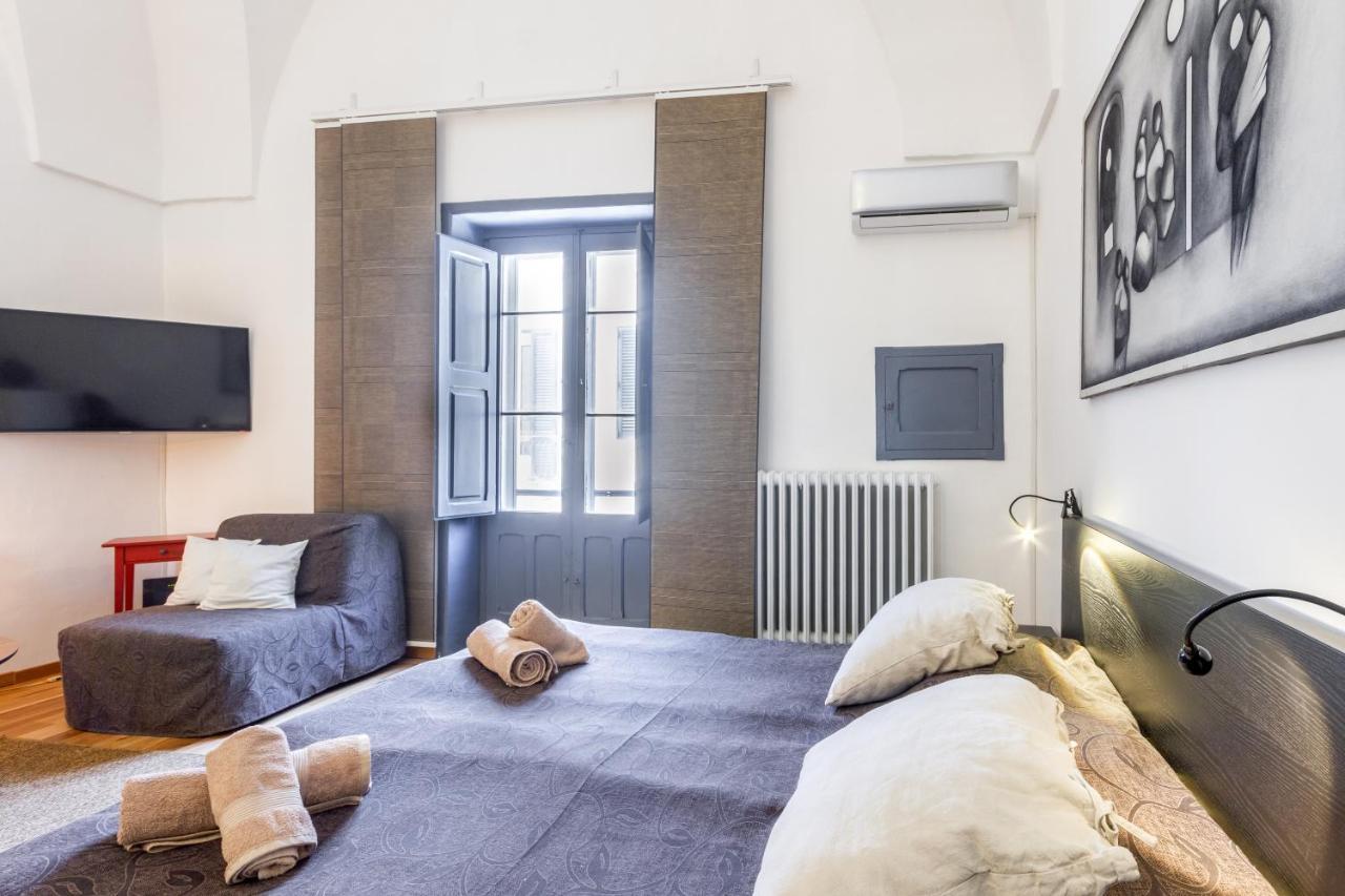 Ferienwohnung Lecce Center Charming Flat With Terrace Exterior foto