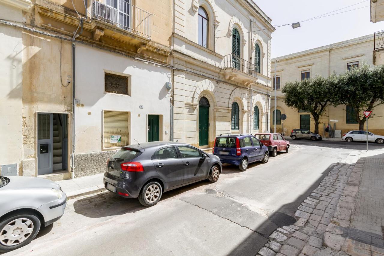 Ferienwohnung Lecce Center Charming Flat With Terrace Exterior foto