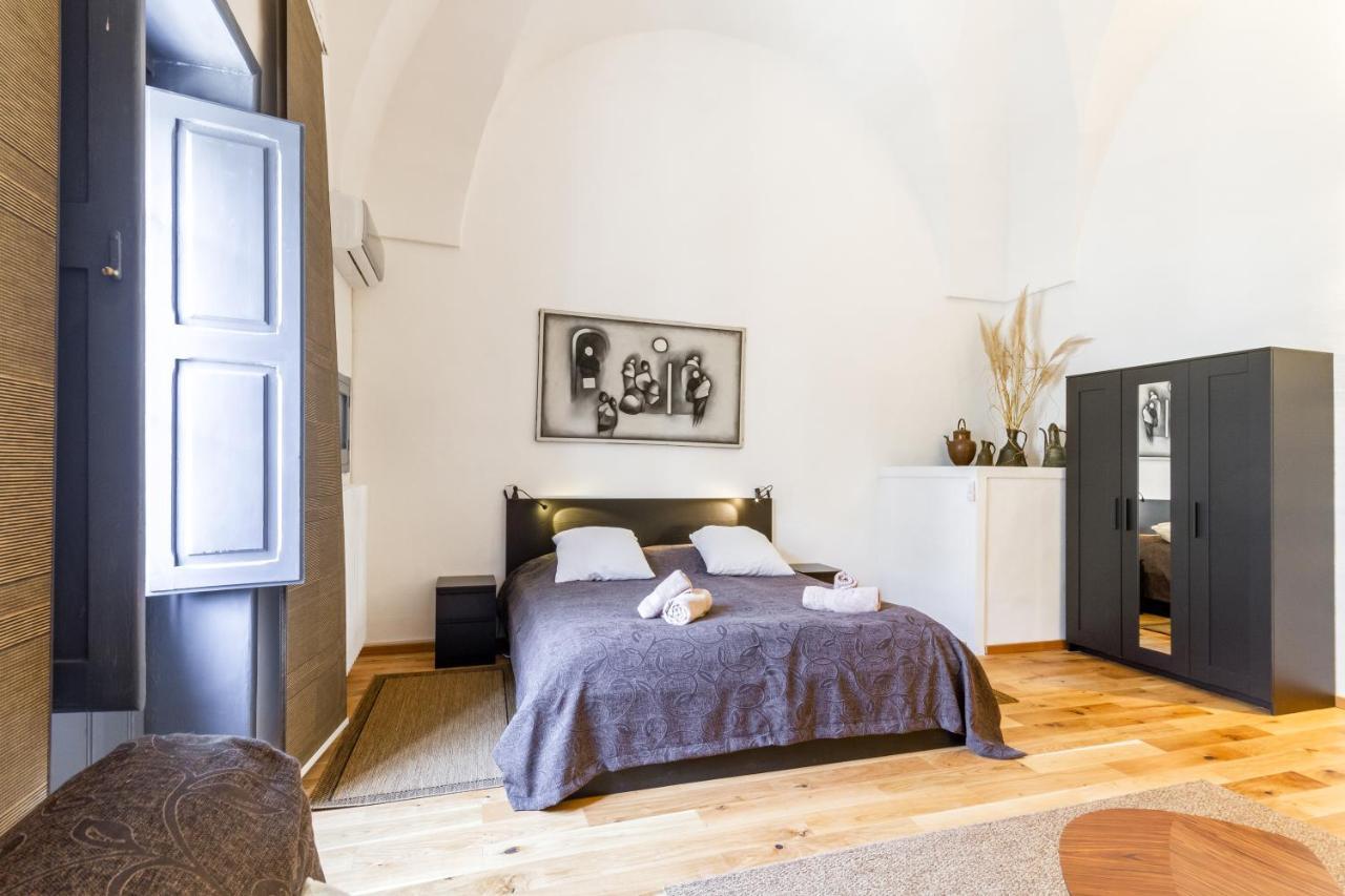 Ferienwohnung Lecce Center Charming Flat With Terrace Exterior foto